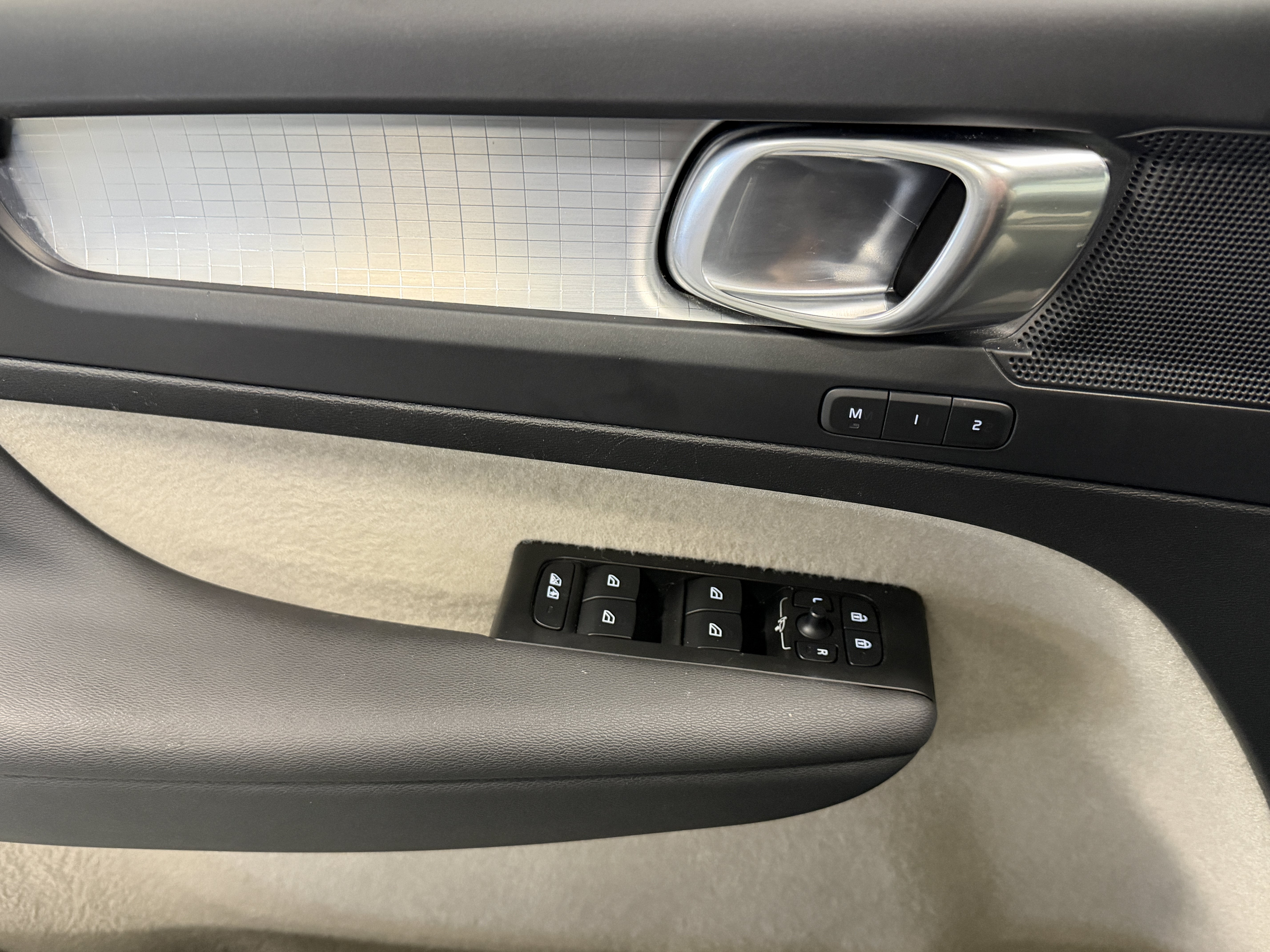 2021 Volvo XC40 Momentum
