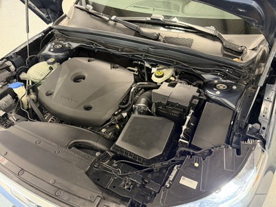2021 Volvo XC40 Momentum
