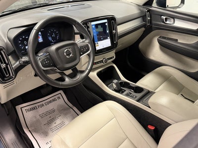 2021 Volvo XC40 Momentum