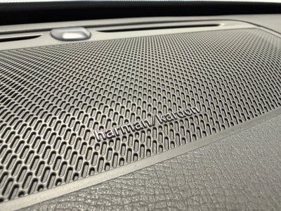 2024 Volvo XC90 Recharge Plug-In Hybrid Plus Bright Theme