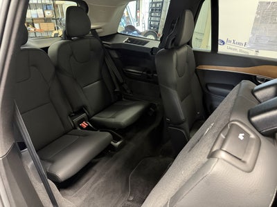 2025 Volvo XC90 Plug-In Hybrid Plus