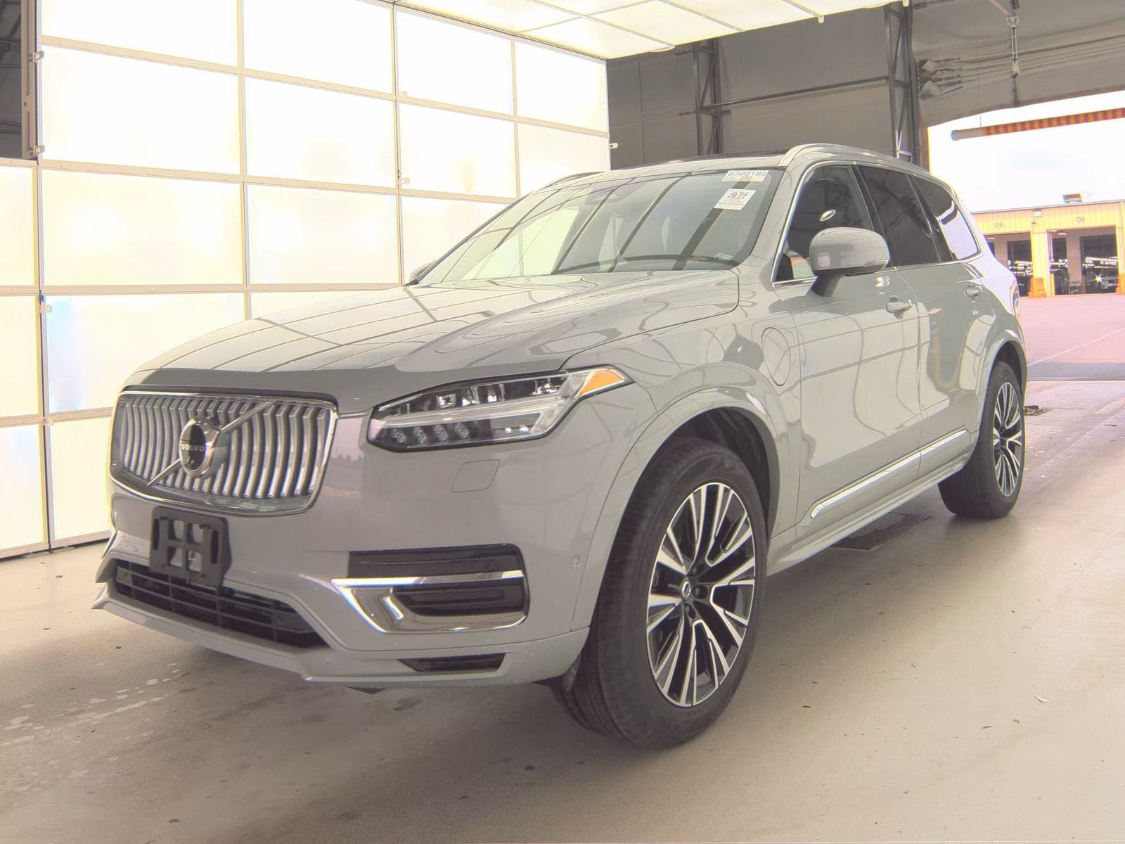 2025 Volvo XC90 Plug-In Hybrid Plus