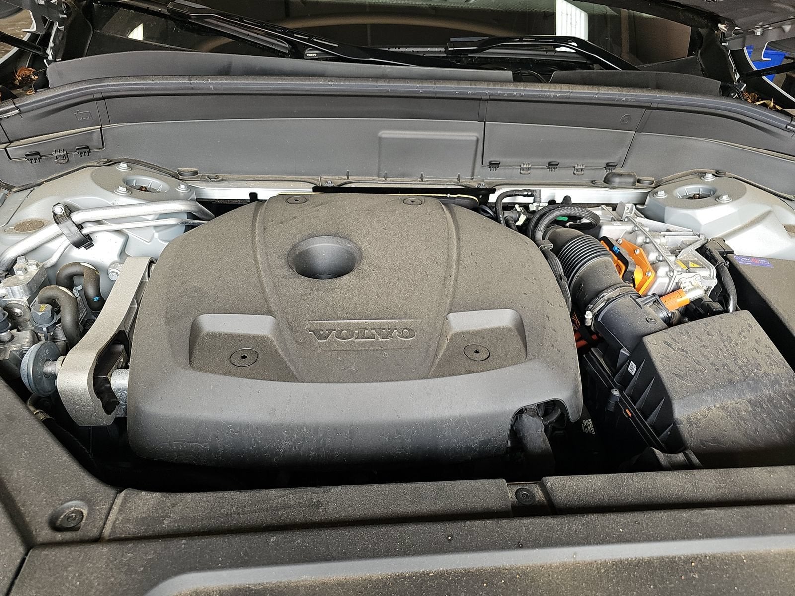 2025 Volvo XC90 Plug-In Hybrid Plus
