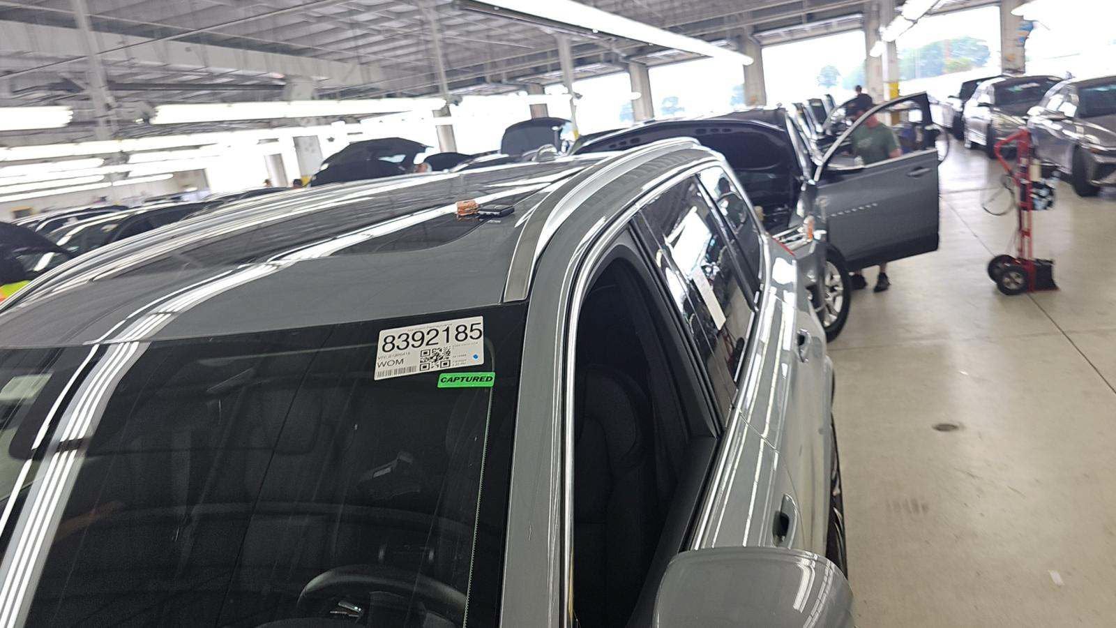 2025 Volvo XC90 Plug-In Hybrid Plus