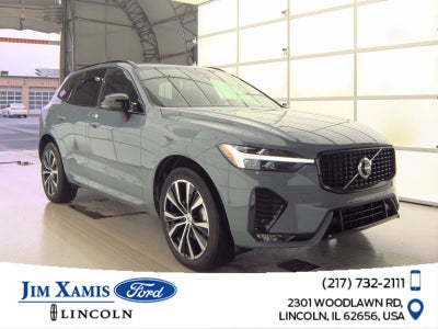 2024 Volvo XC60 Plus Dark Theme