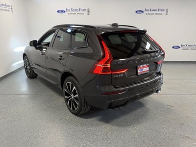2023 Volvo XC60 Plus Dark Theme