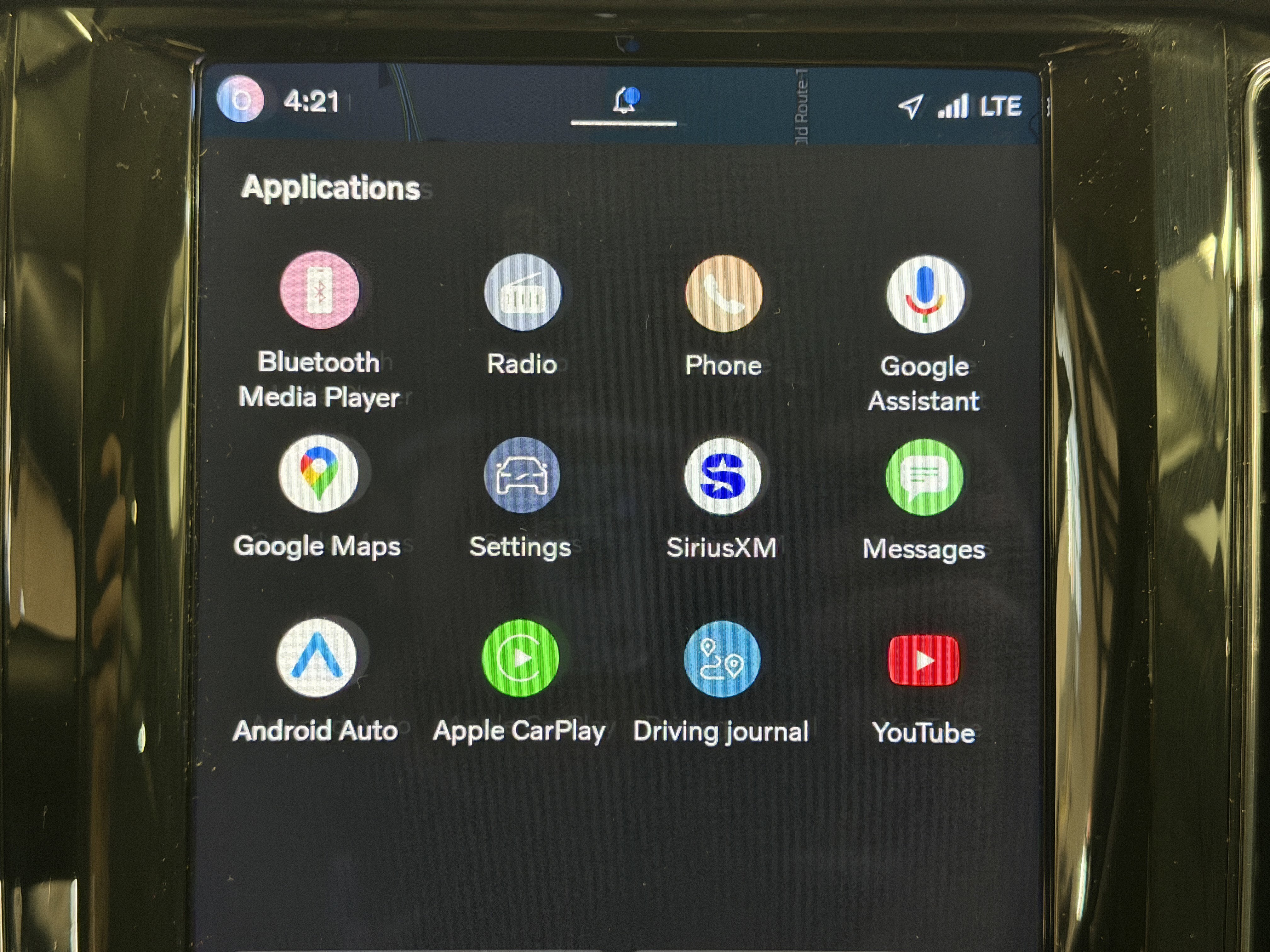 2023 Volvo XC60 Plus Dark Theme