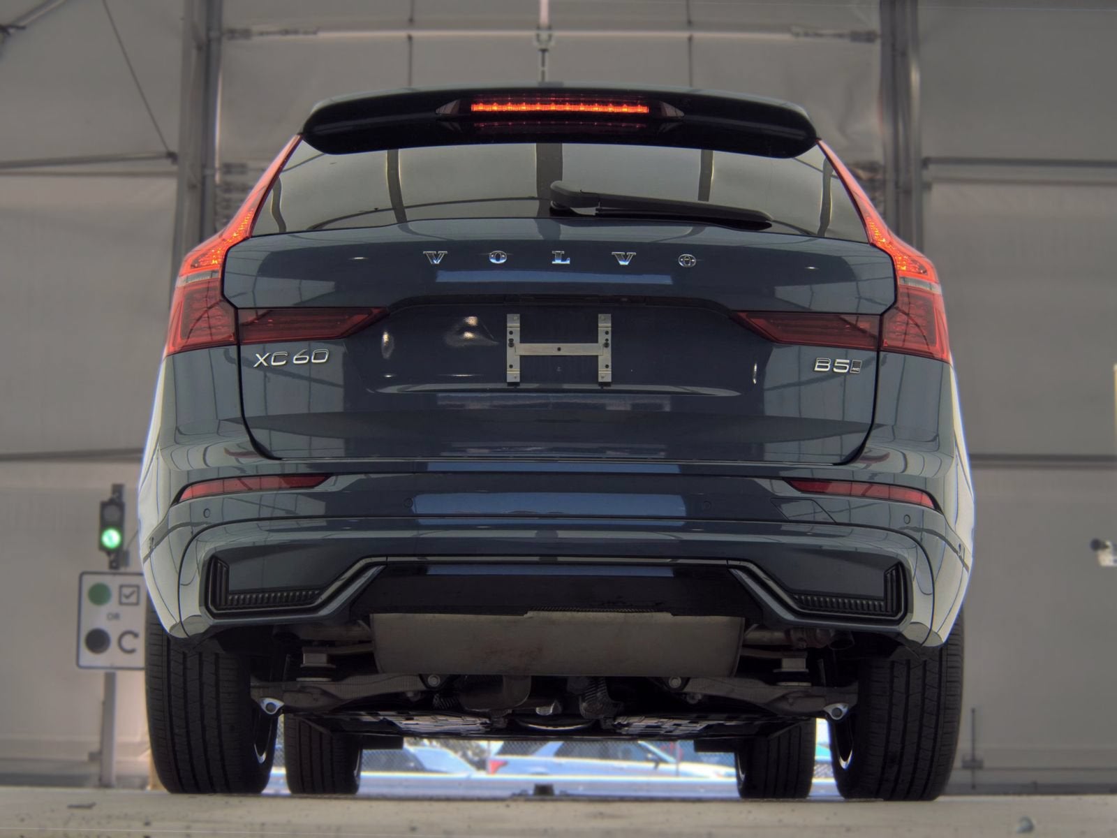 2026 Volvo XC60 Plus