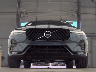 2026 Volvo XC60 Plus