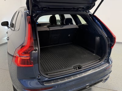 2026 Volvo XC60 Plus