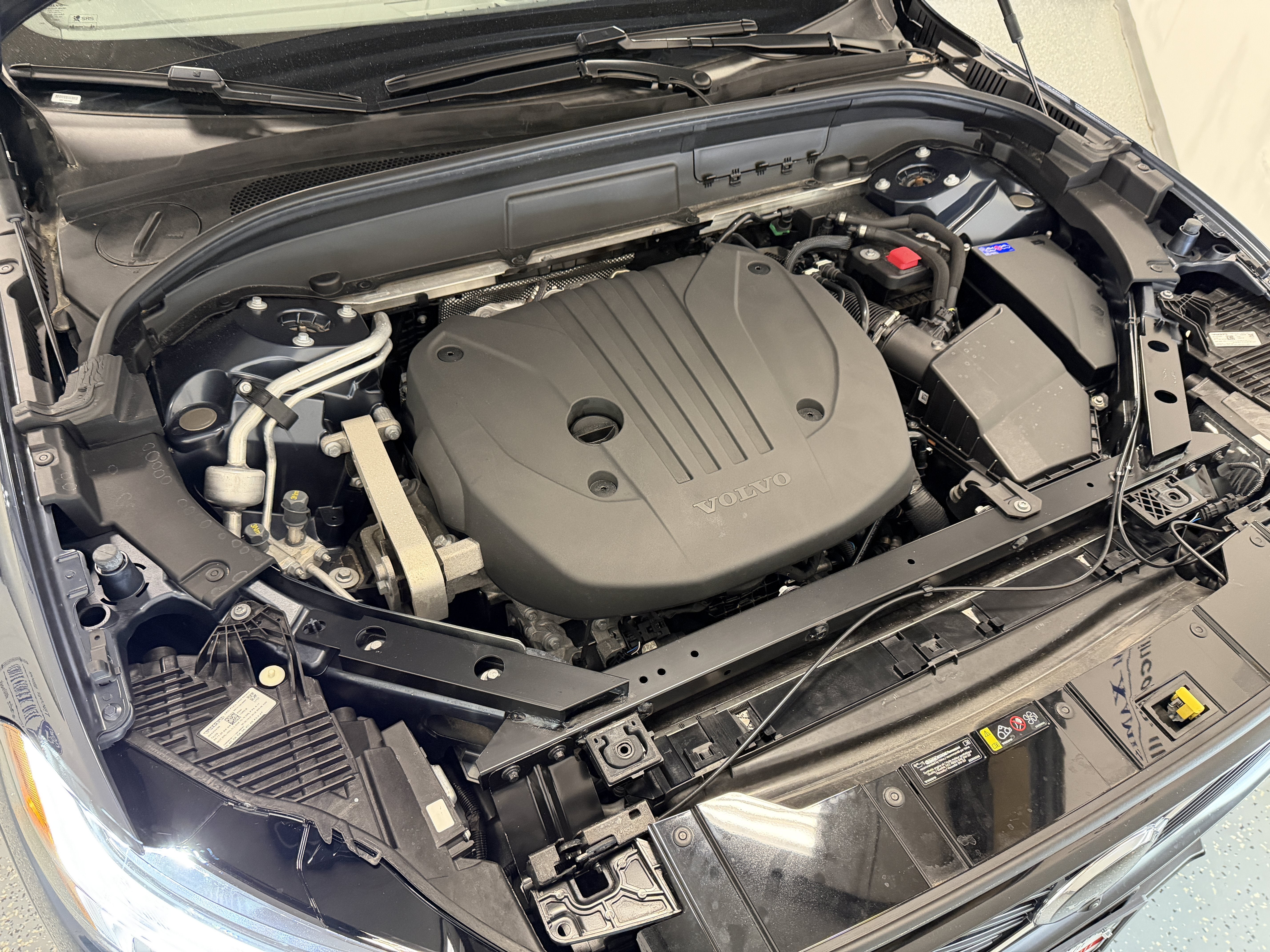 2026 Volvo XC60 Plus