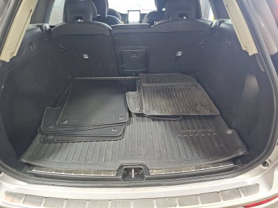 2026 Volvo XC60 Plus