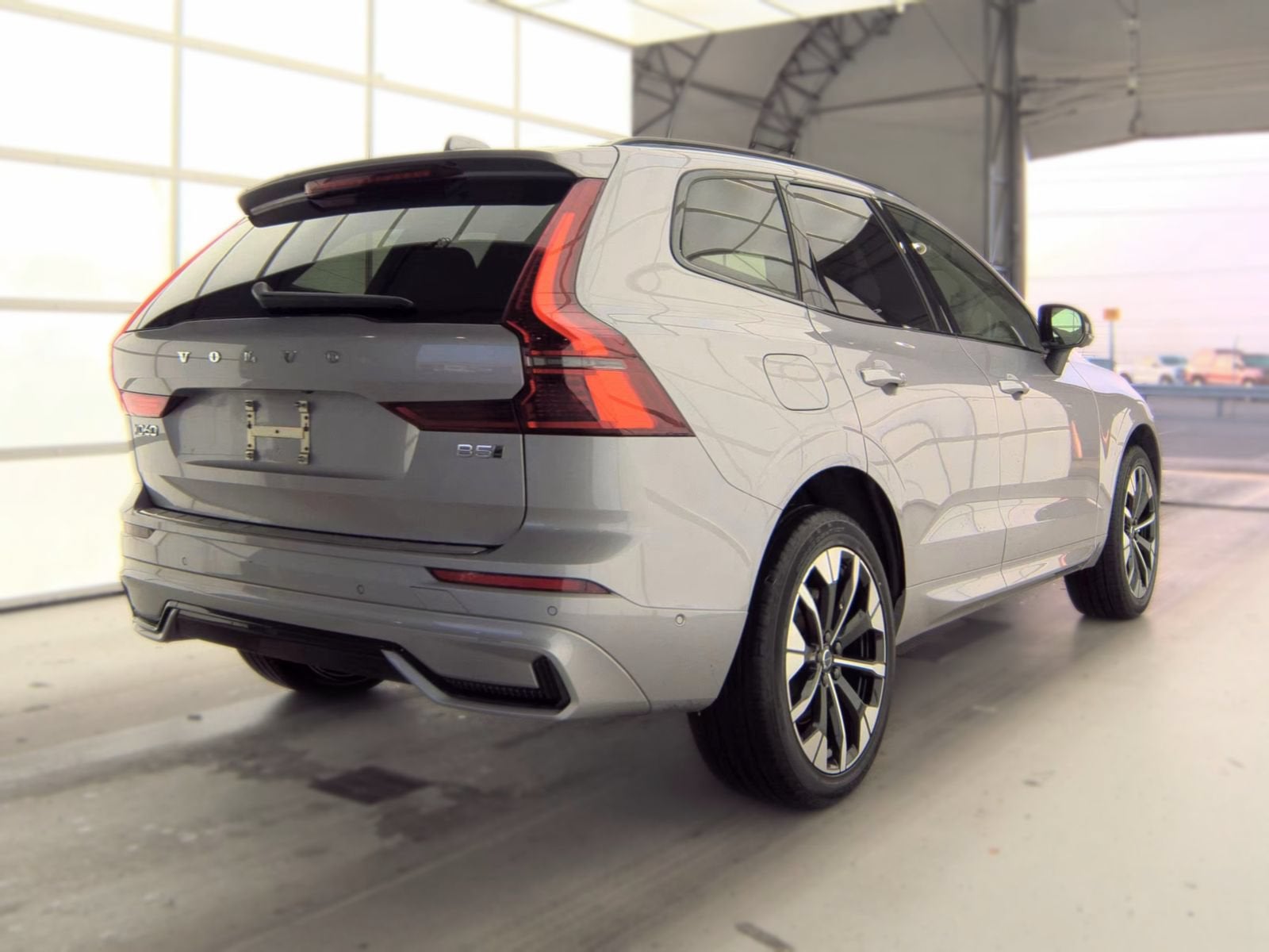 2026 Volvo XC60 Plus