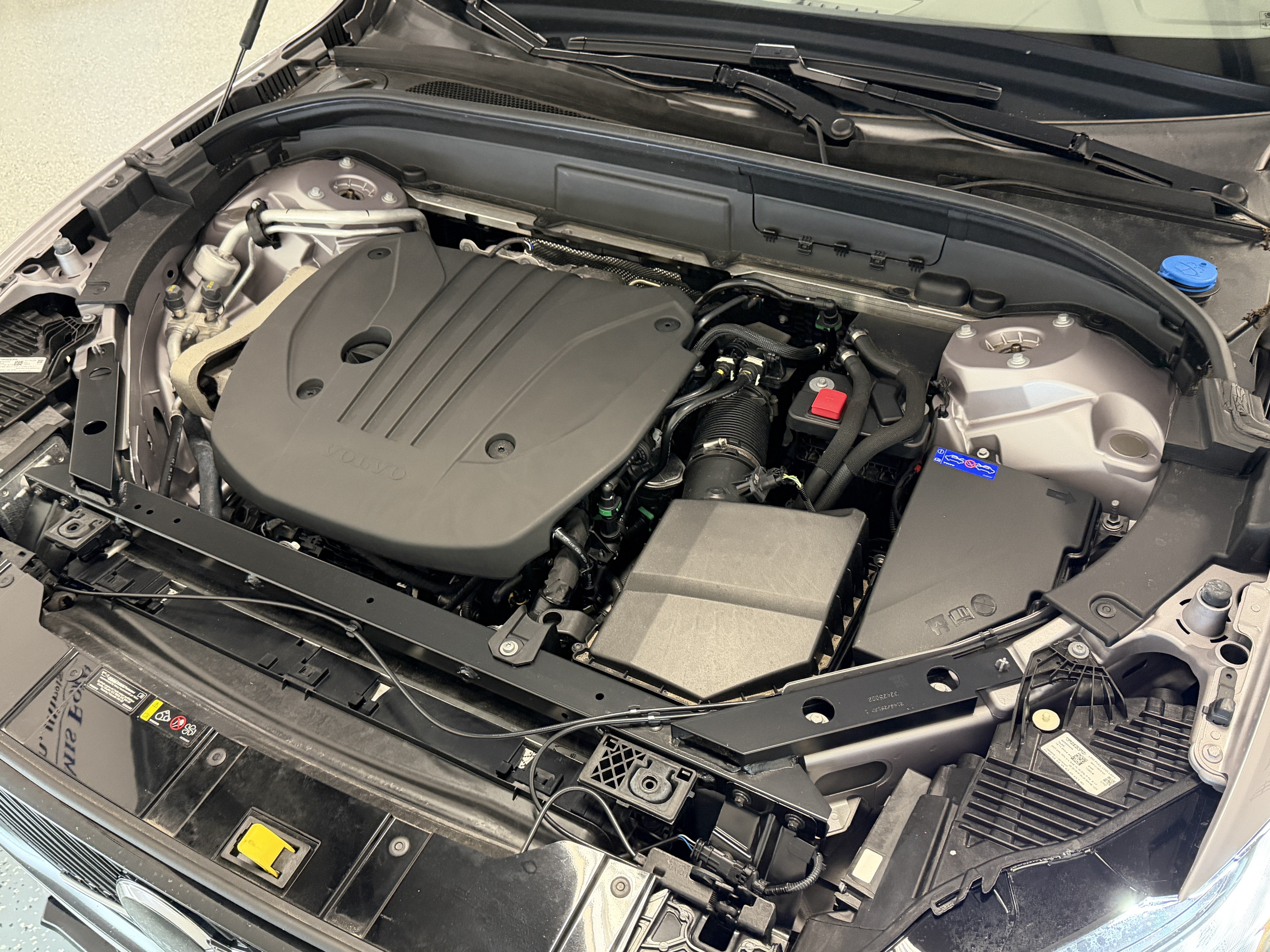 2026 Volvo XC60 Plus