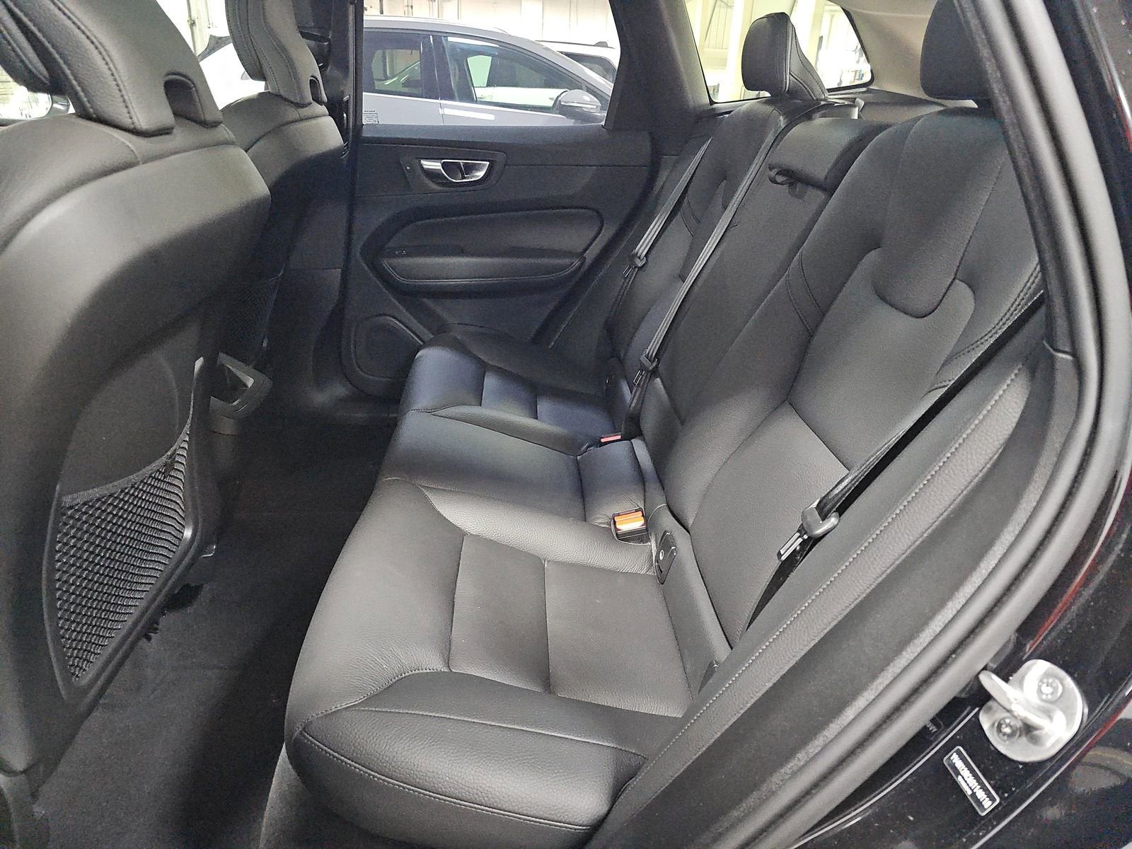 2025 Volvo XC60 Plus