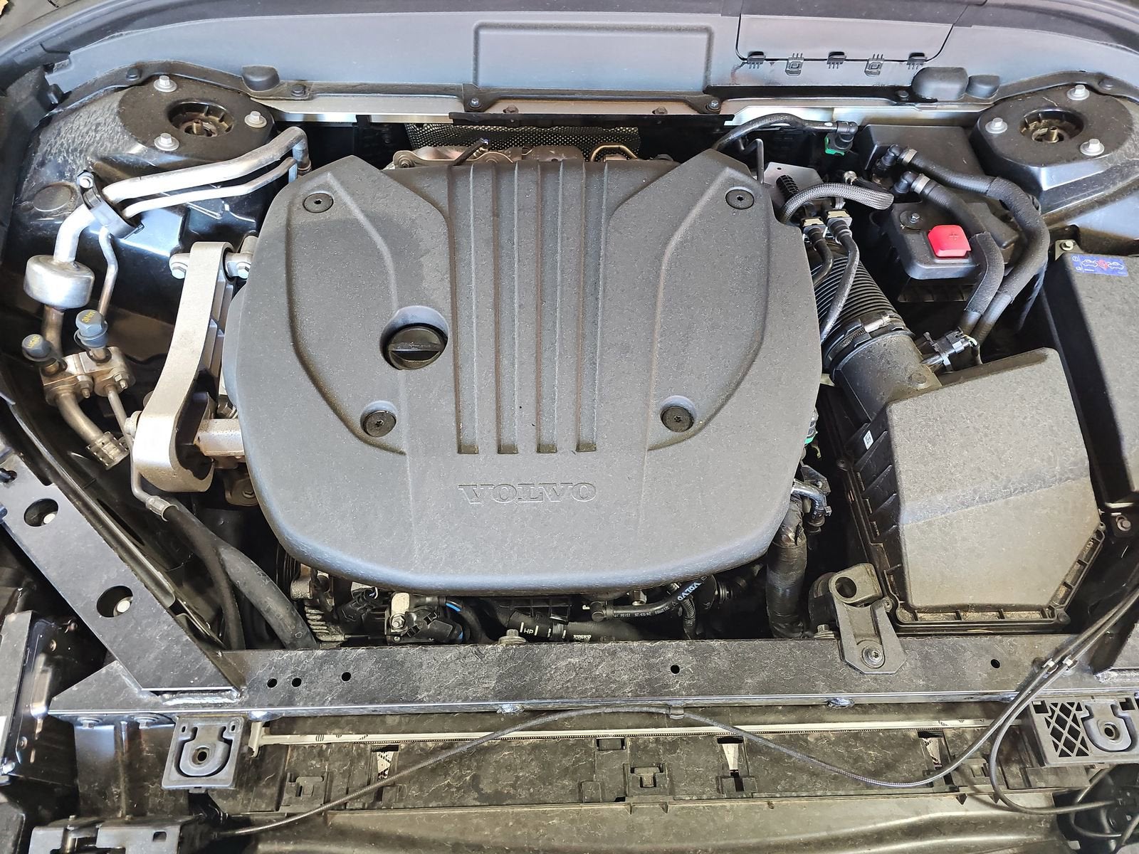 2025 Volvo XC60 Plus