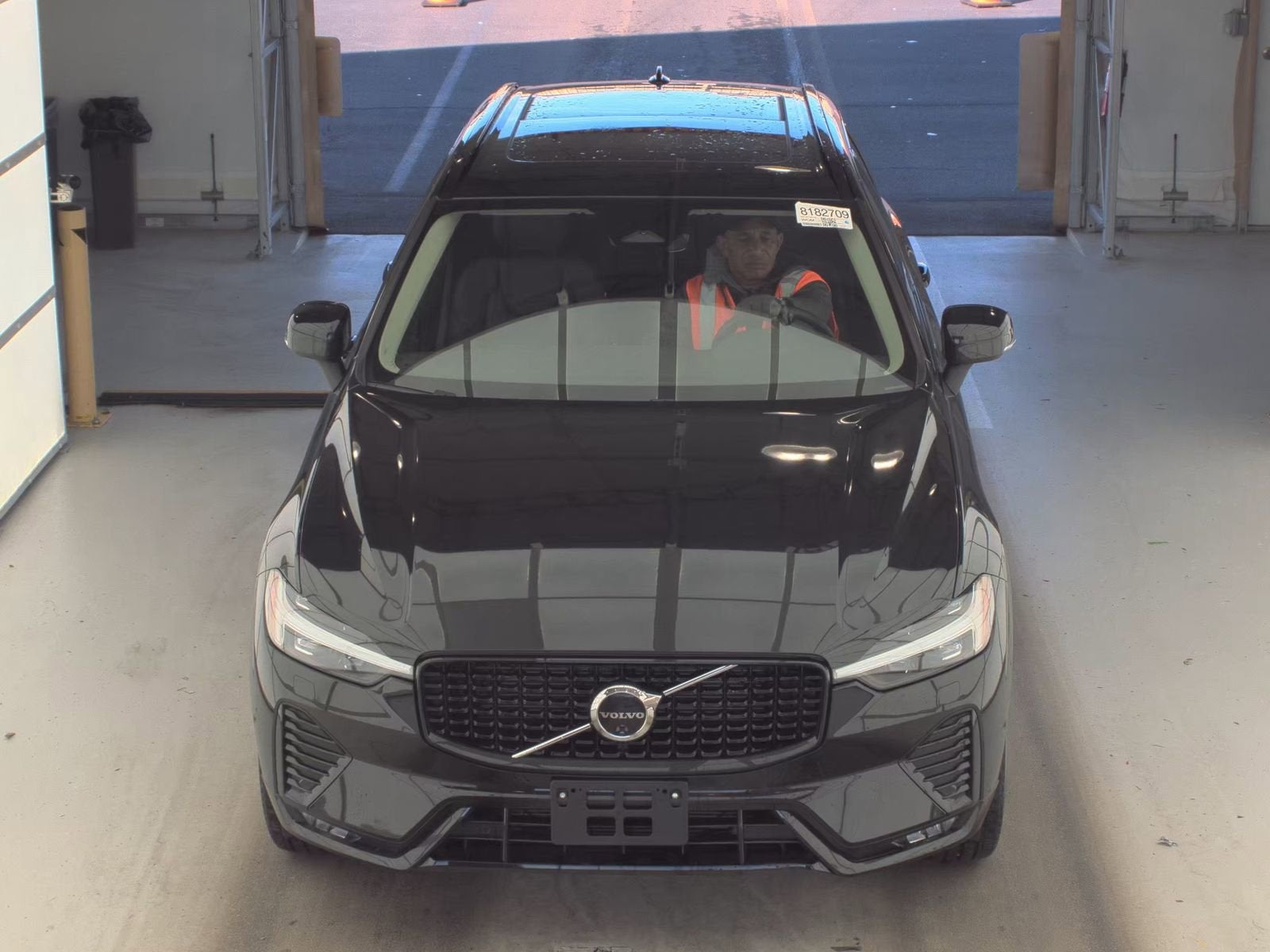 2025 Volvo XC60 Plus