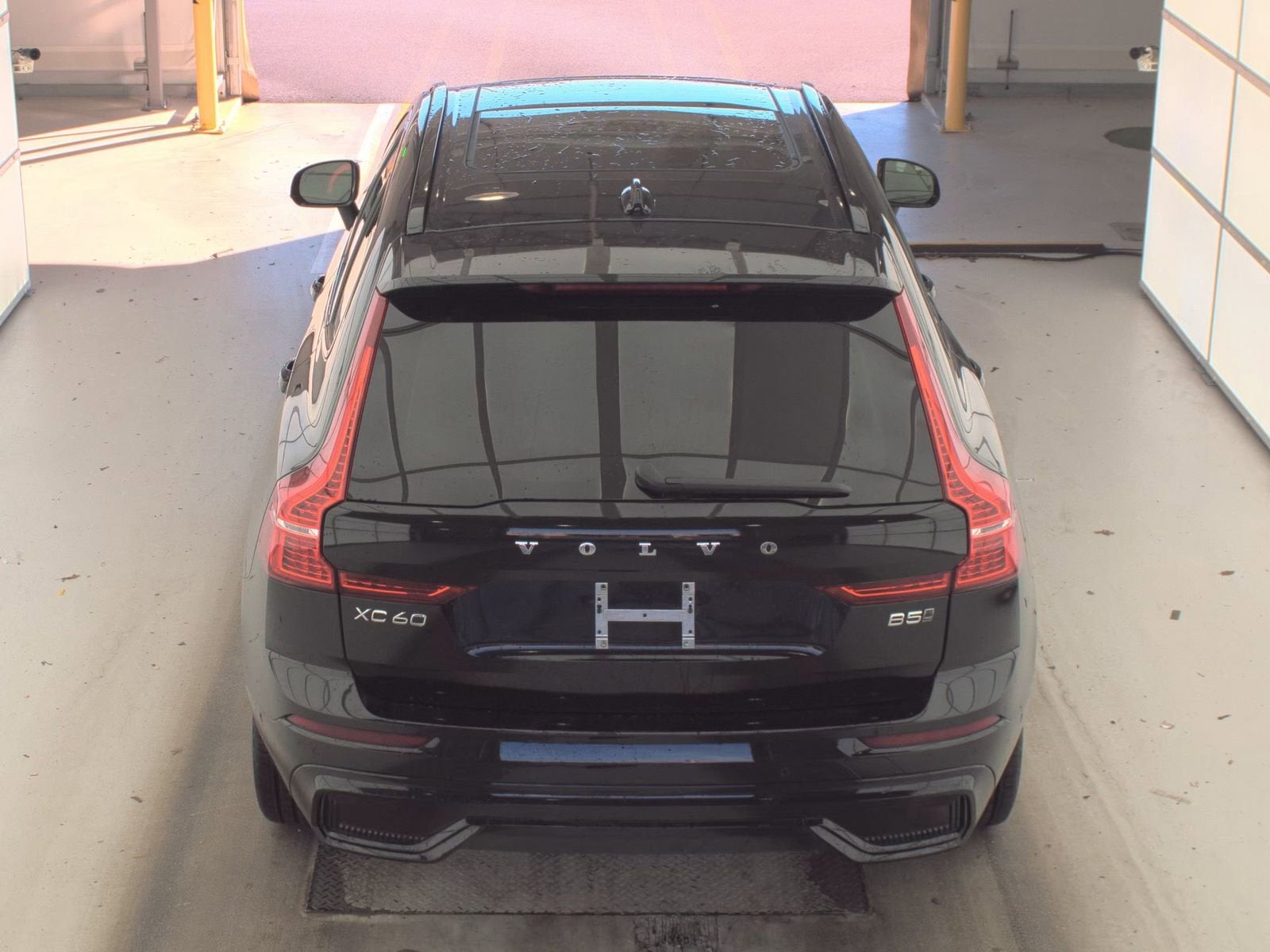 2025 Volvo XC60 Plus