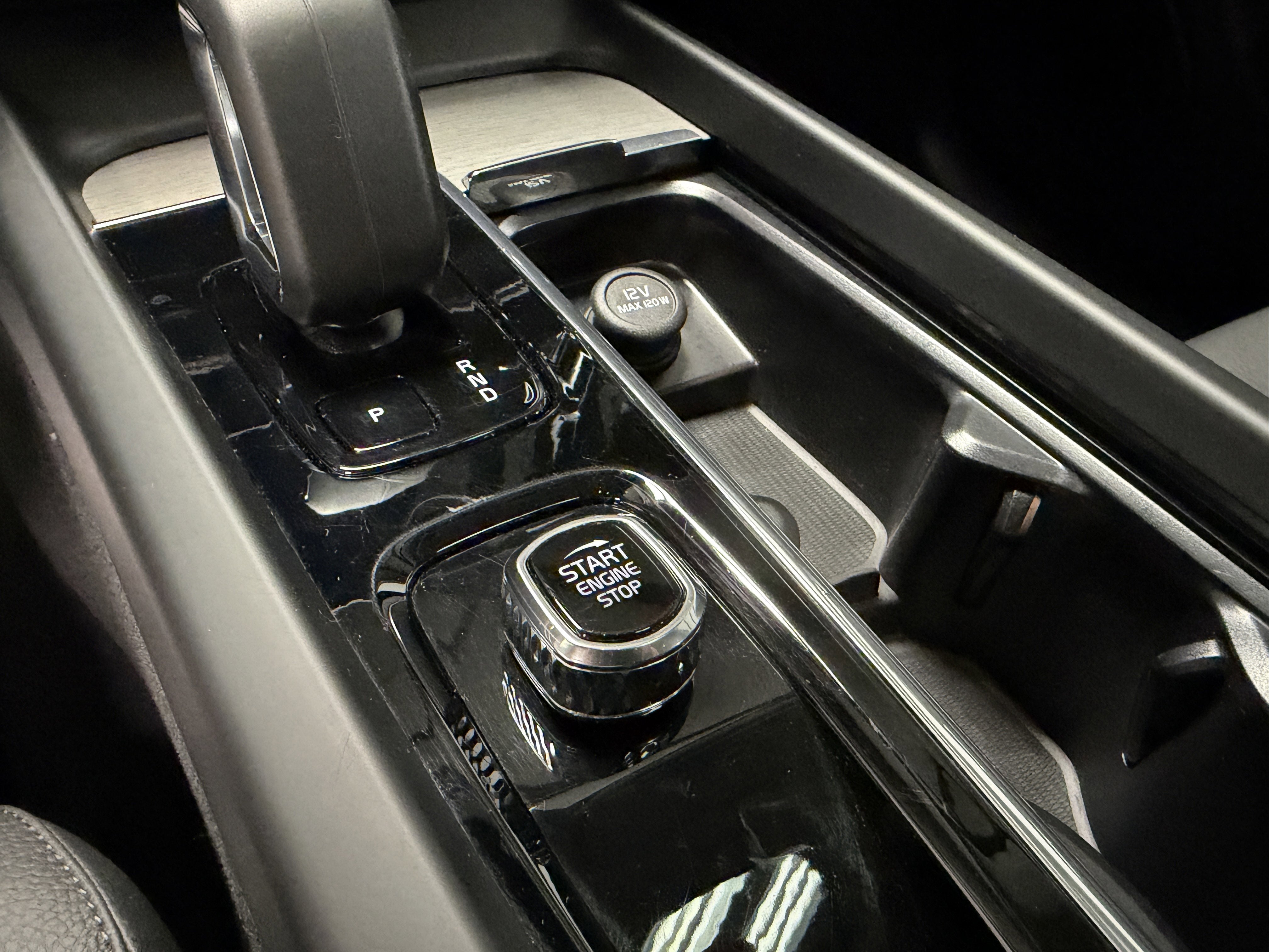 2025 Volvo XC60 Plus