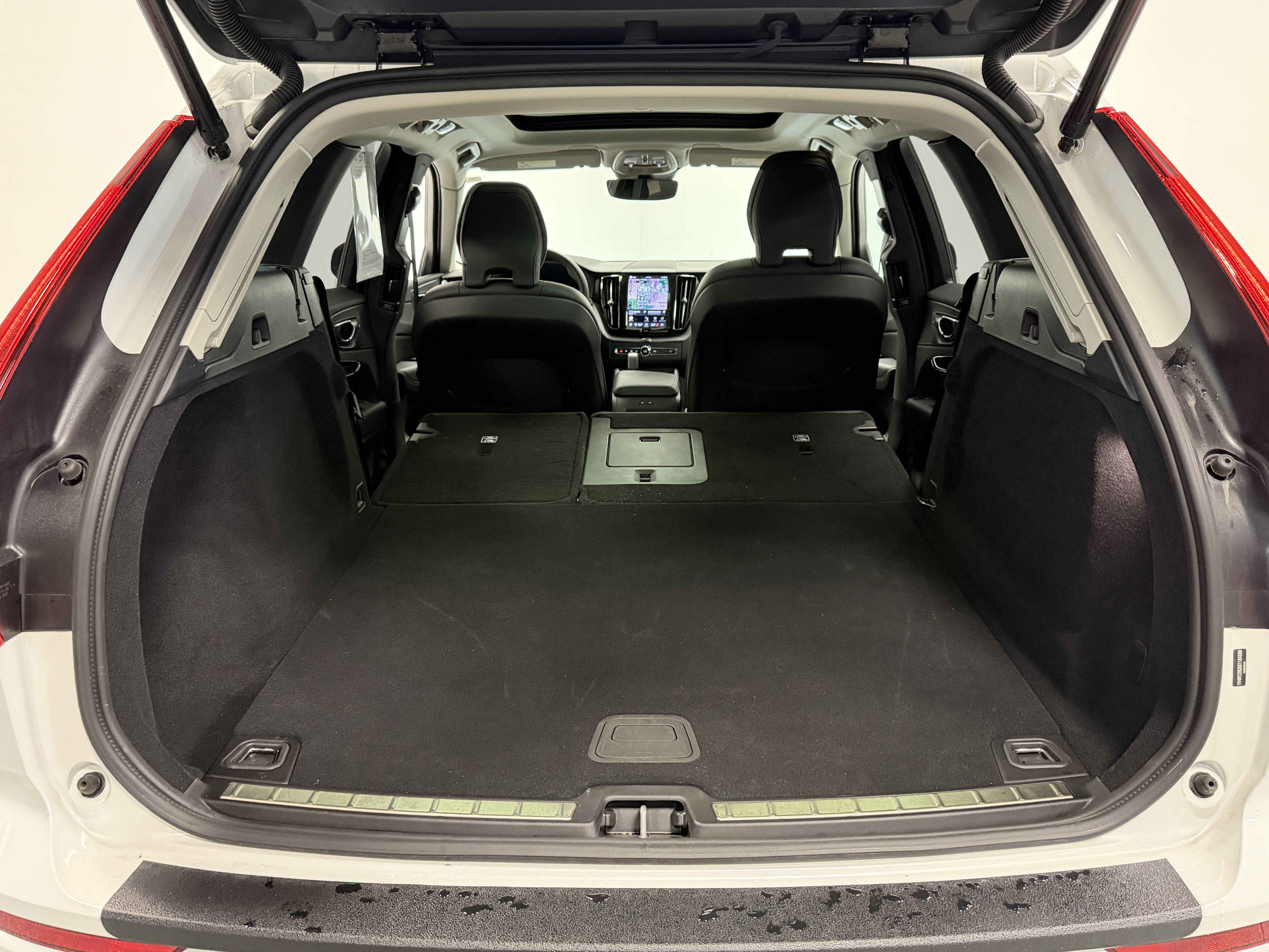 2025 Volvo XC60 Plus