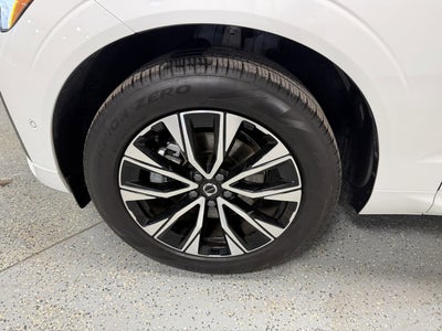 2025 Volvo XC60 Plus