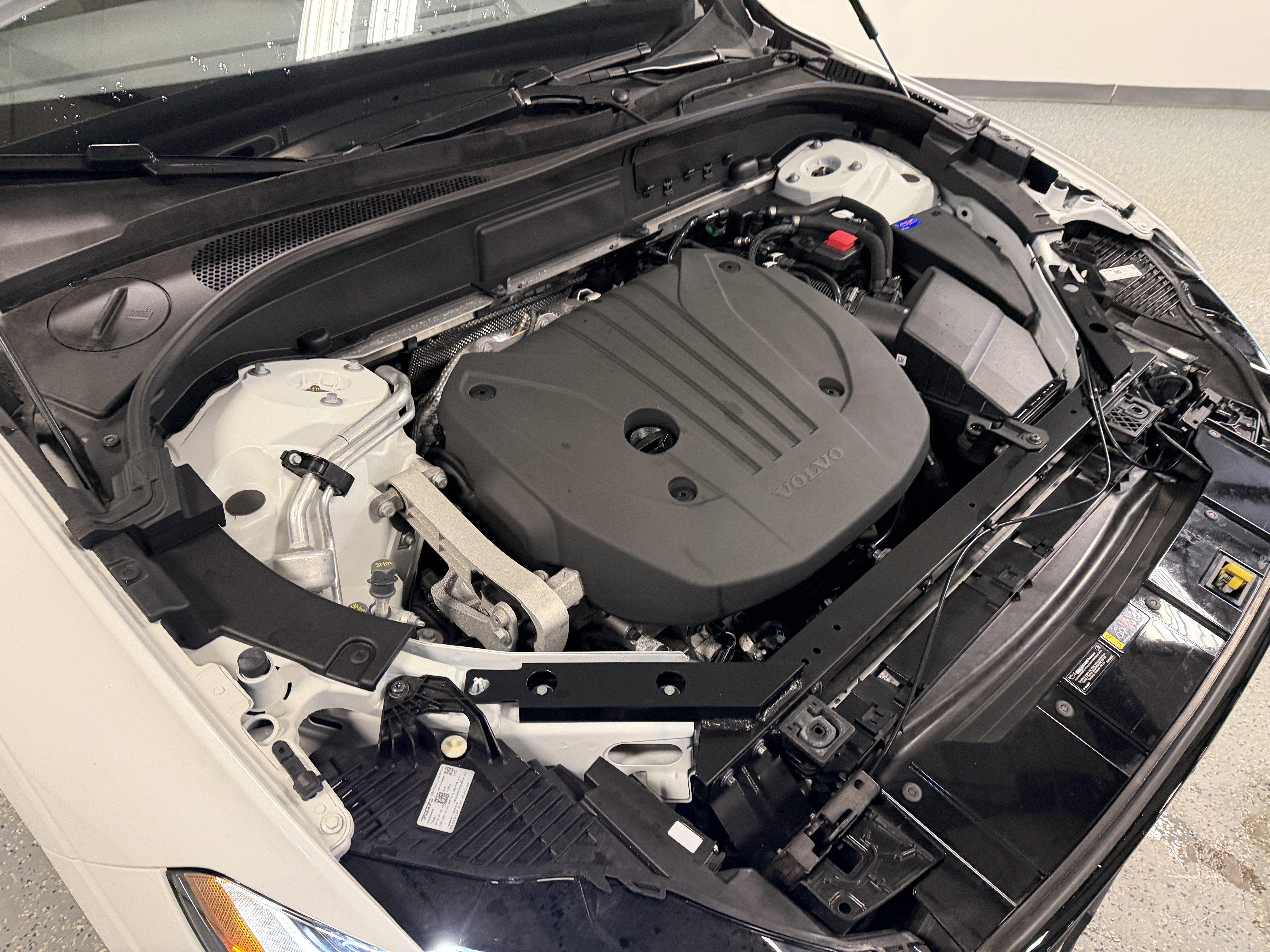 2025 Volvo XC60 Plus