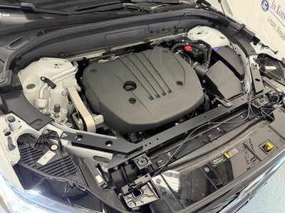 2026 Volvo XC60 Plus