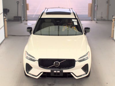2026 Volvo XC60 Plus