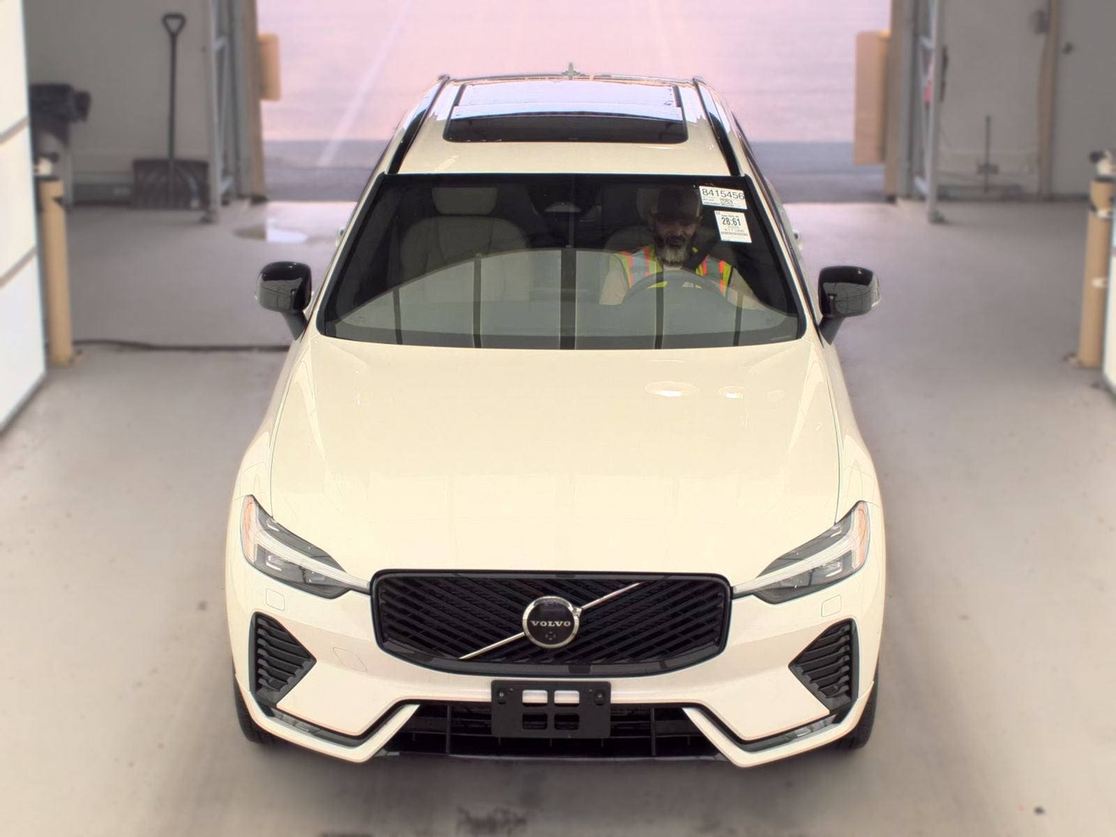 2026 Volvo XC60 Plus