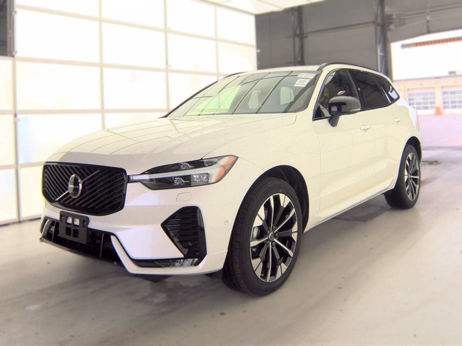 2026 Volvo XC60 Plus