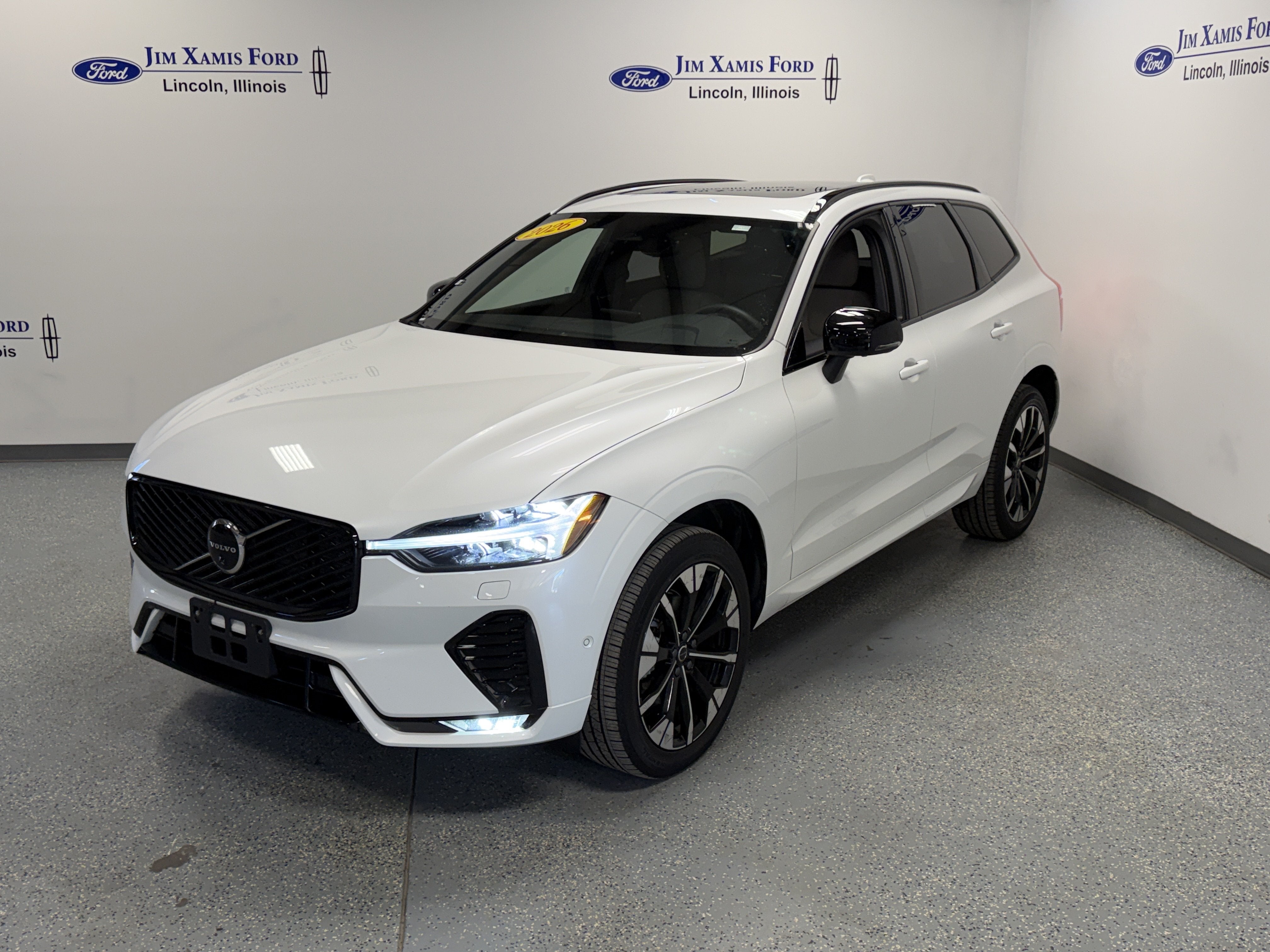 2026 Volvo XC60 Plus