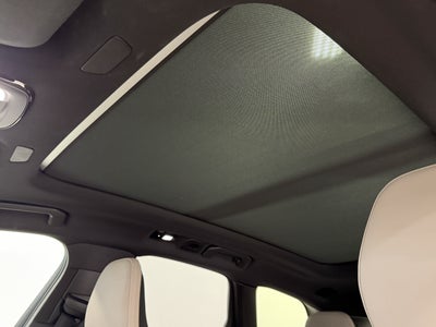 2026 Volvo XC60 Plus
