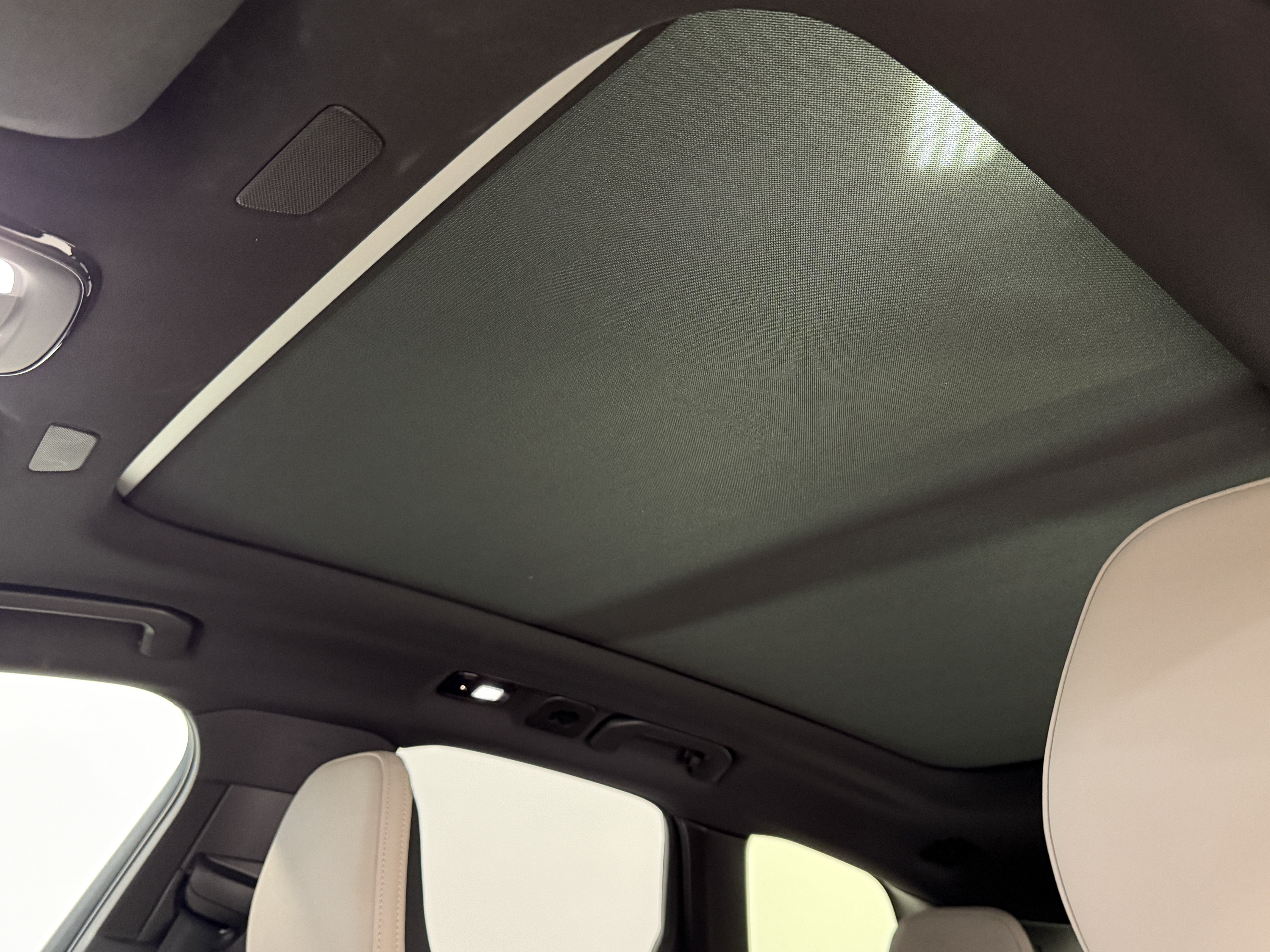 2026 Volvo XC60 Plus