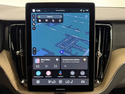 2026 Volvo XC60 Plus