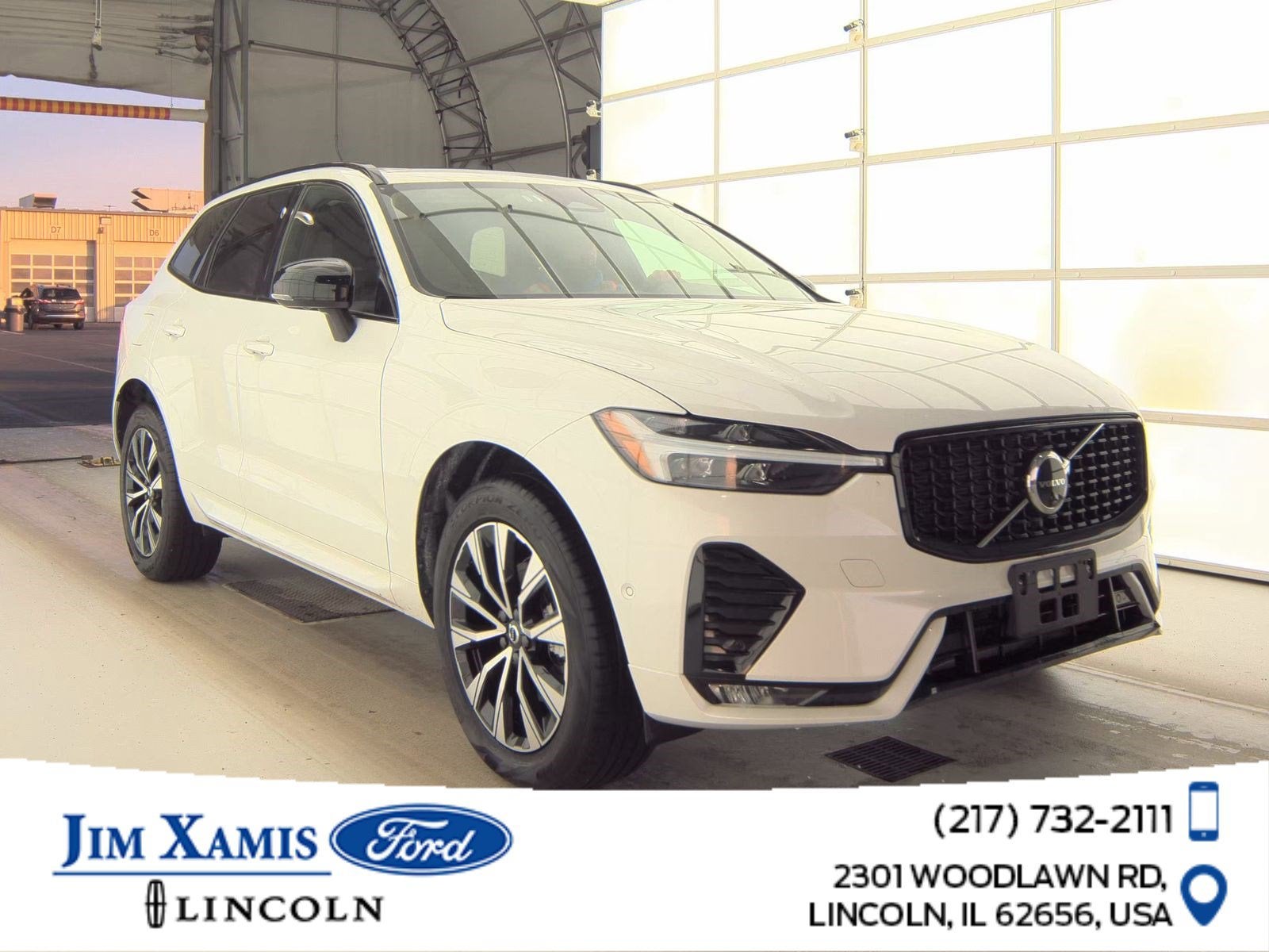 2025 Volvo XC60 Plus