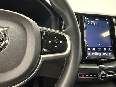 2025 Volvo XC60 Plus