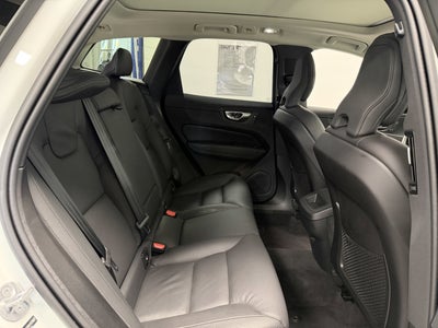 2025 Volvo XC60 Plus