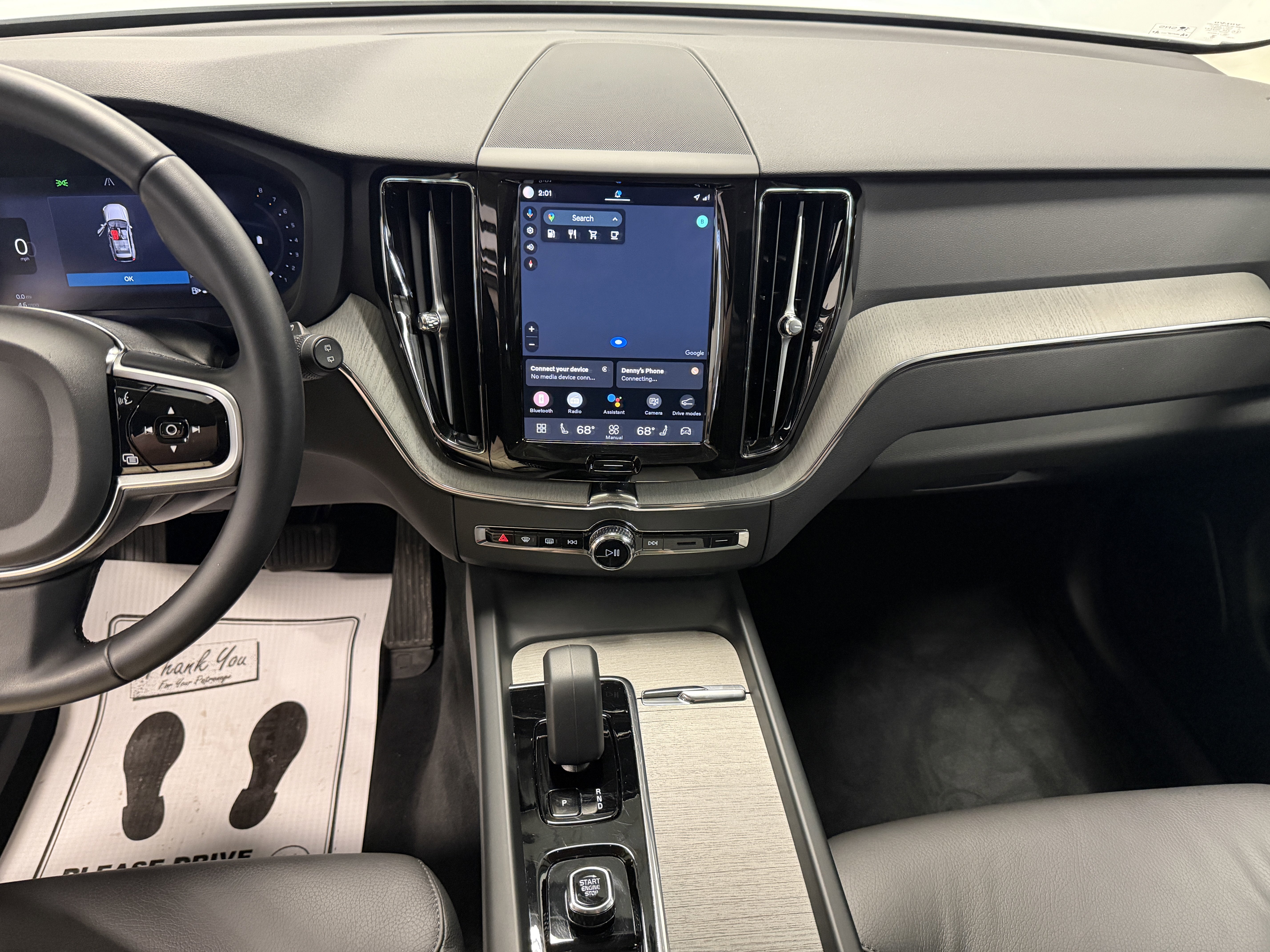 2025 Volvo XC60 Plus