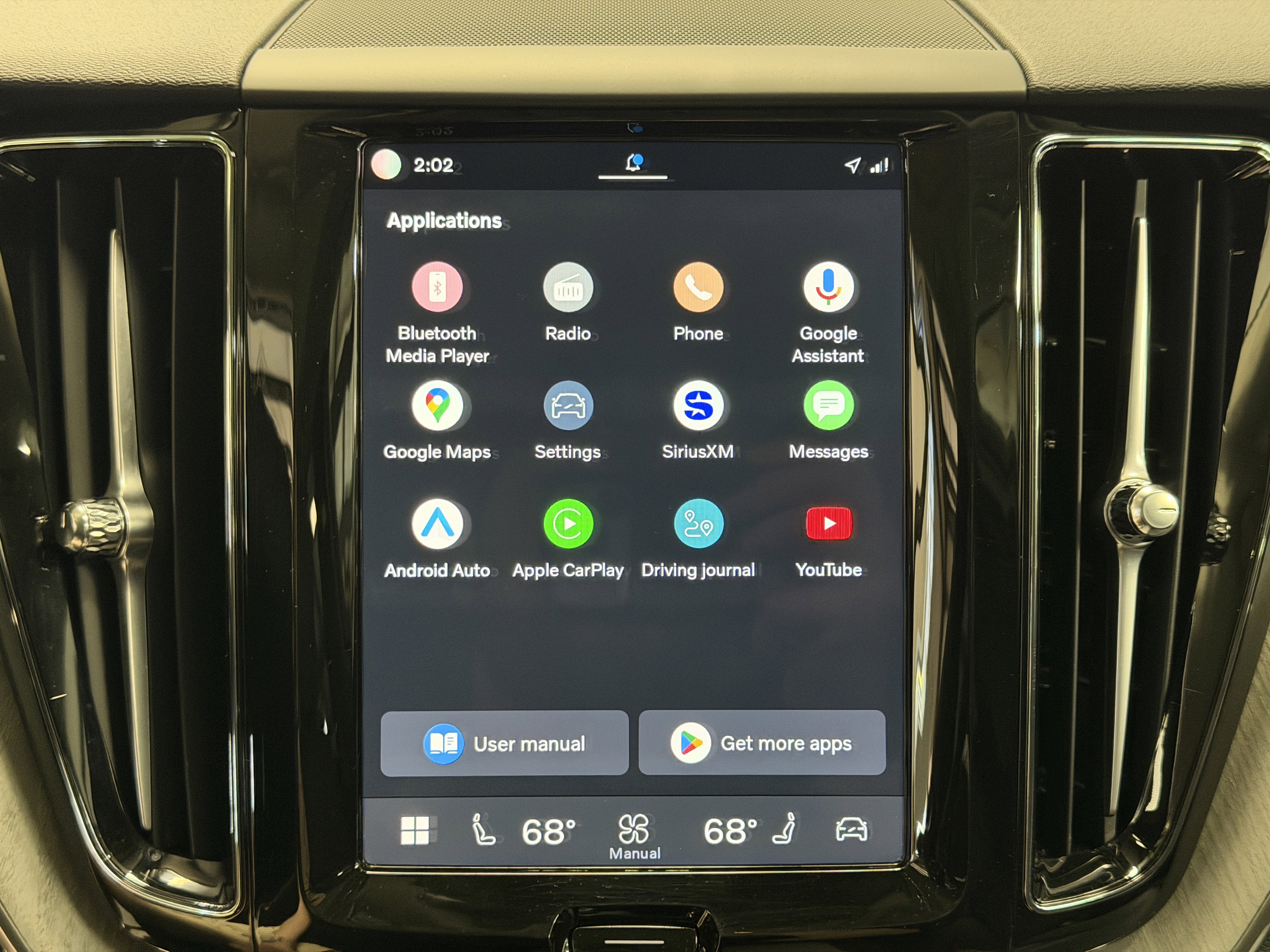 2025 Volvo XC60 Plus