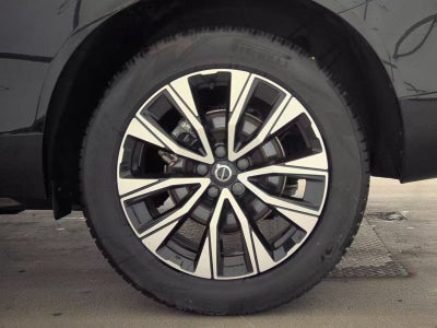 2025 Volvo XC60 Core