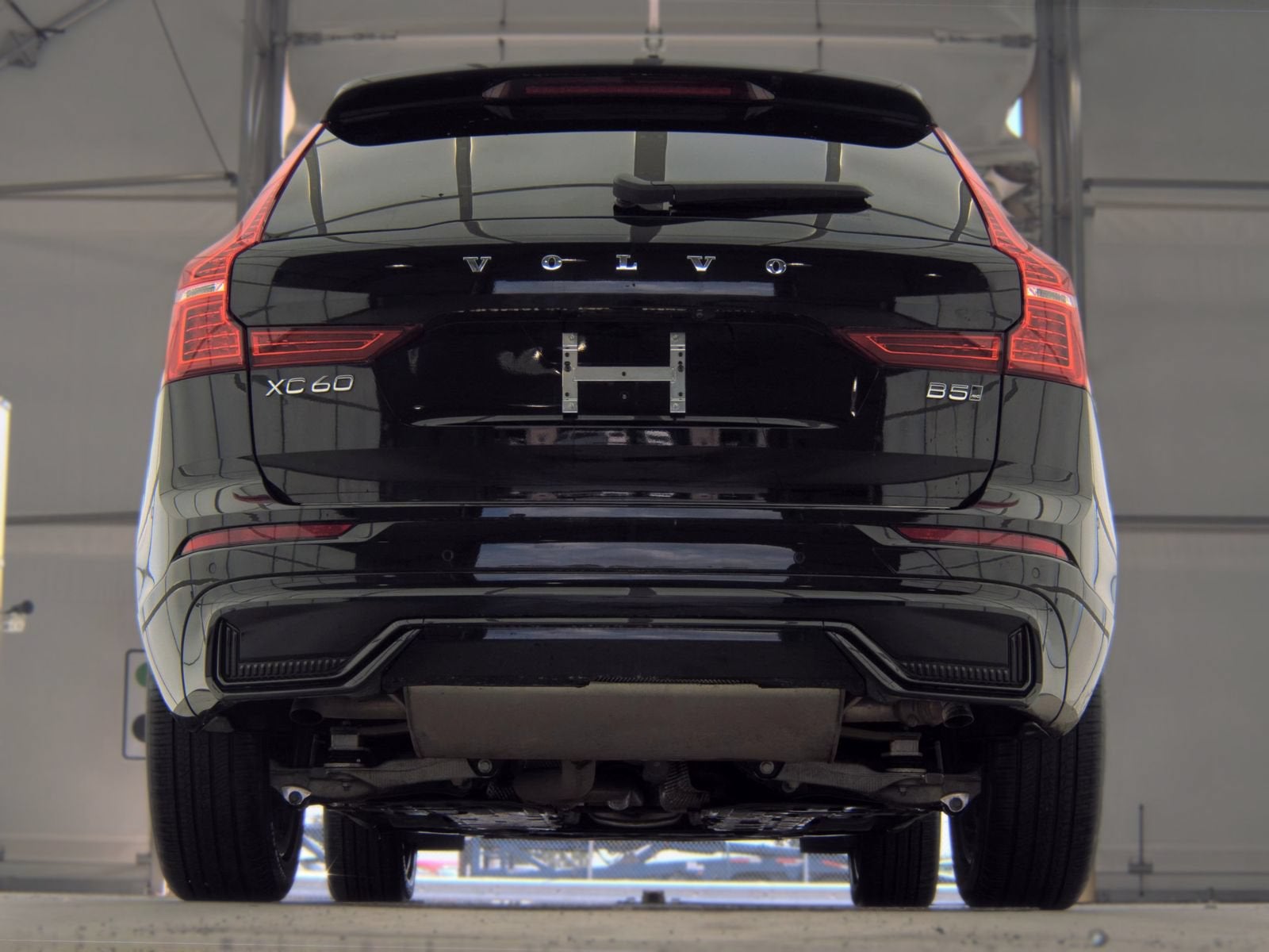 2025 Volvo XC60 Core