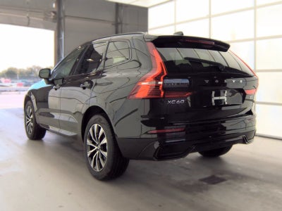 2025 Volvo XC60 Core