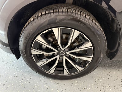 2025 Volvo XC60 Core